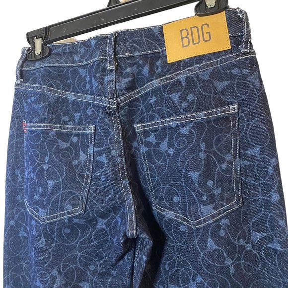 Urban Outfitters BDG Low Rise Flare Jeans Women’s‎ Size 26 Dark Wash Print - Picture 8 of 11